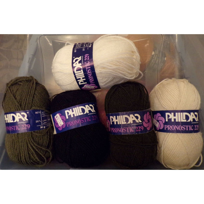 Phildar 'Pronostic 229'; Mixed Lot of 5 Colors in 10 Full Skeins