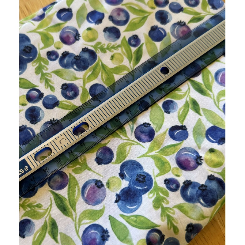 Blueberries quilting cotton