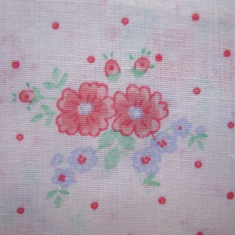 Vintage Peach Floral Cotton-Poly Blend Sewing Fabric, 5 Scrap Pieces