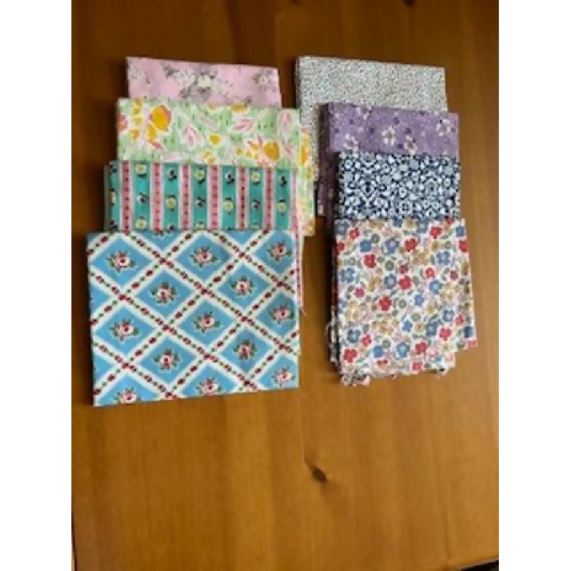 8 fat quarters 1930 1940 &1950 reproduction