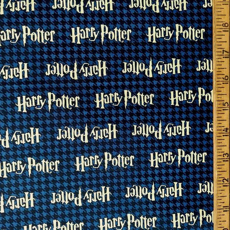 Camelot Fabrics HP Houndstooth Black/Blue Harry Potter
