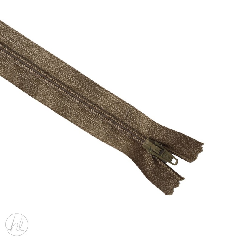 NYLON DRESS ZIPS KHAKI 20CM