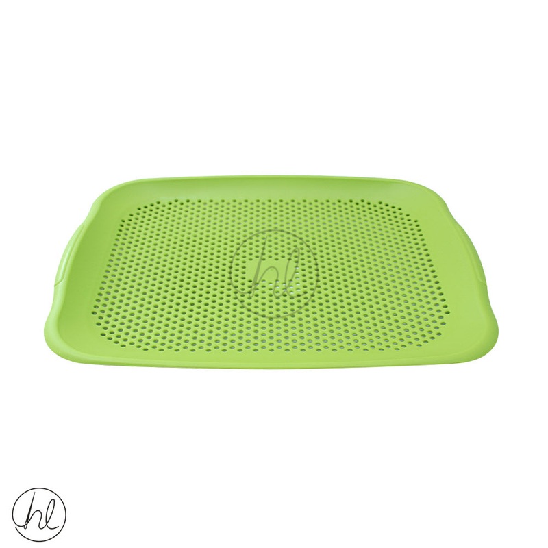 STRAINER AND CUTTING BOARD