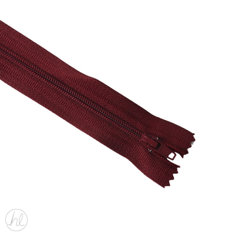 NYLON DRESS ZIPS MAROON 30CM