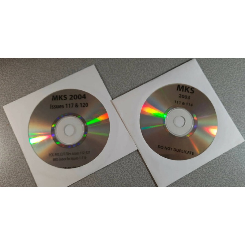 Machine Knitters Source Magazine 2003 and 2004 issues on 2 CDs