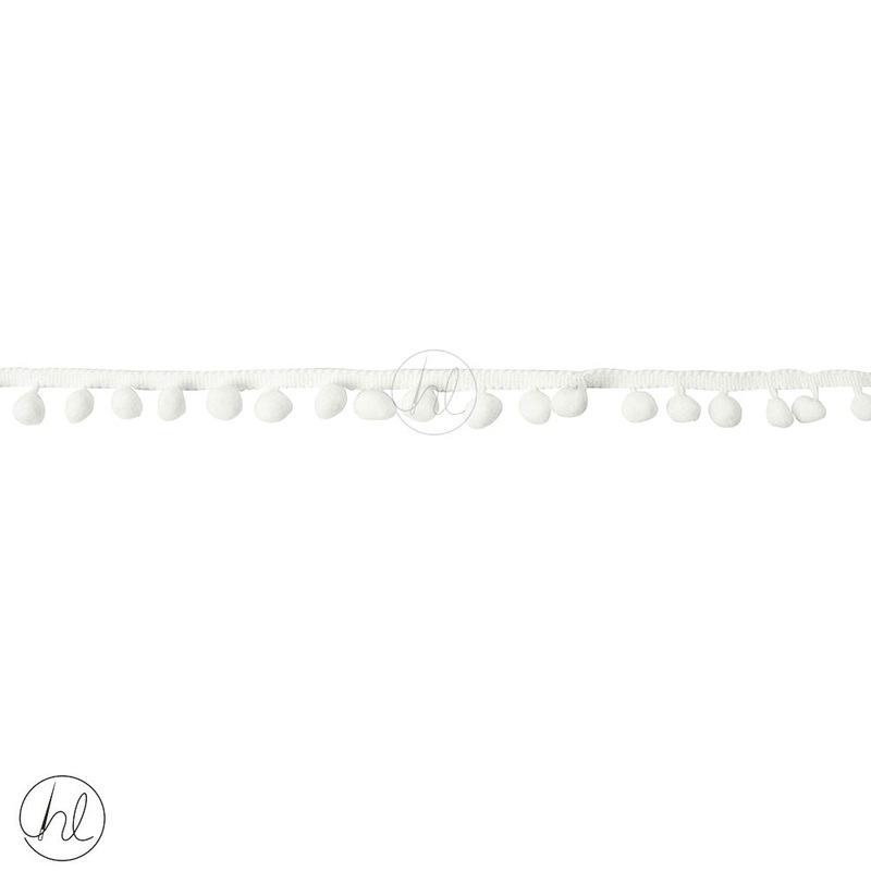 POM  POM  WHITE FREE