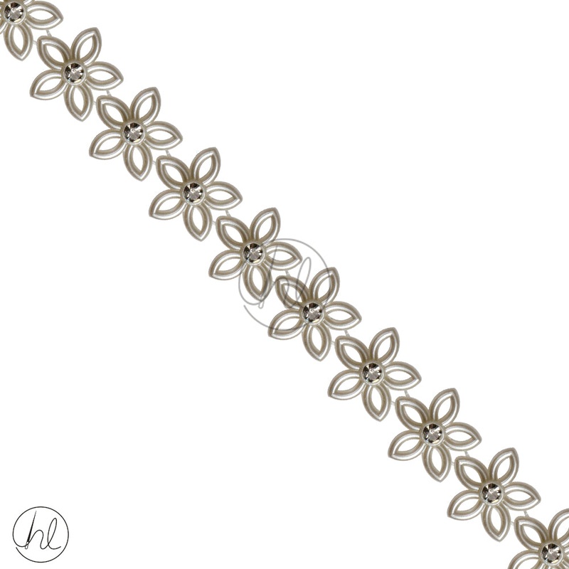 FLOWER BRAID P/METER WHITE 15MM 021-629