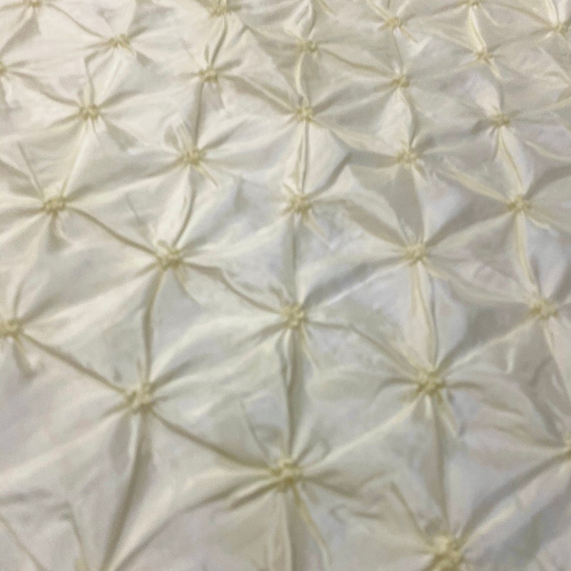 Belly Button (Pinwheel) Wholesale Fabric in Ivory