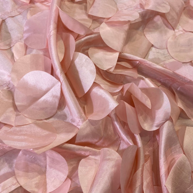Funzie (Circle Hanging) Taffeta Drapery Panel in Rose Petal
