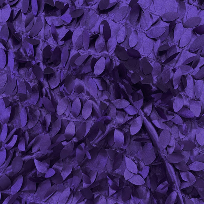 Leaf Hanging Taffeta Drapery Panel in Raisin