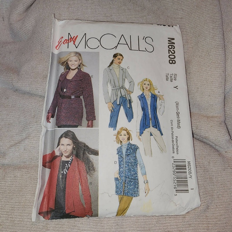 McCall's 6208 - Misses Cardigan, UC/FF, SZ xsm-med