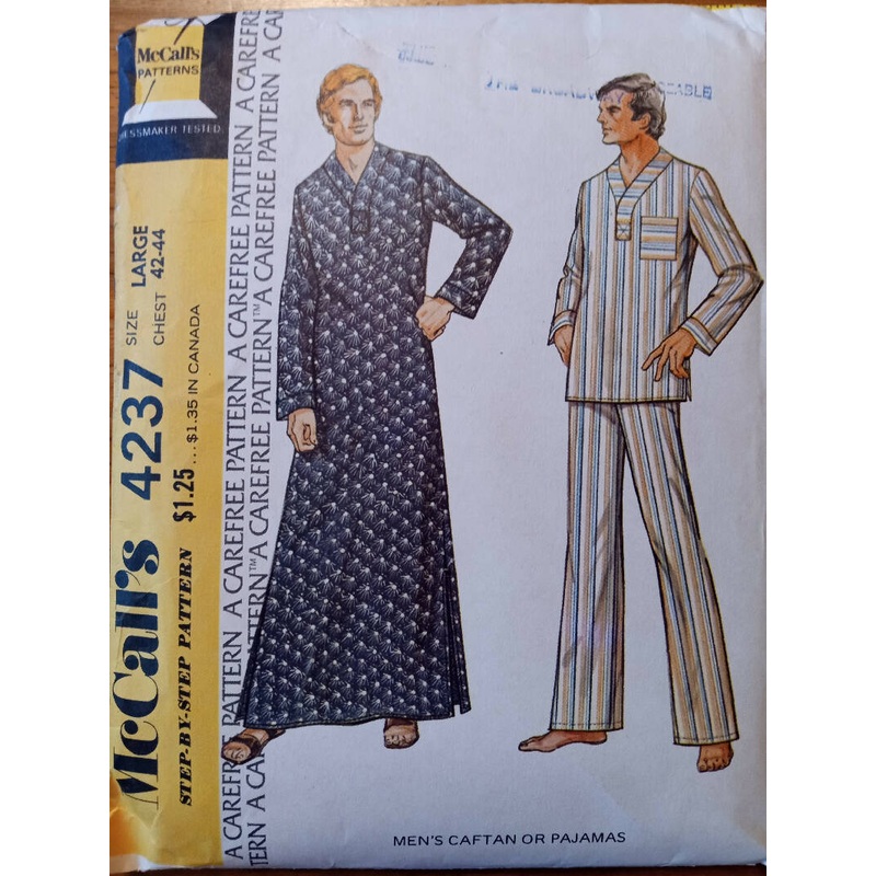 McCalls 4237 Men's Caftan/Pajama (1974)