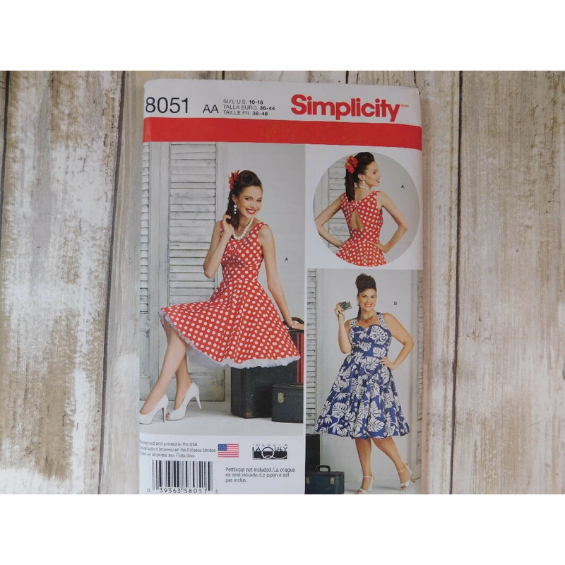 Simplicity dress pattern 8051