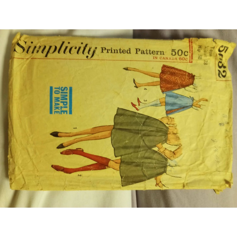 Simplicity 5032
