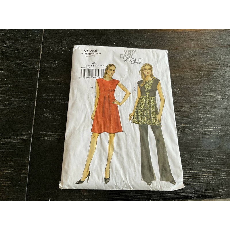Vogue Patterns, V8755 - Unopened, US Sizes 8-14