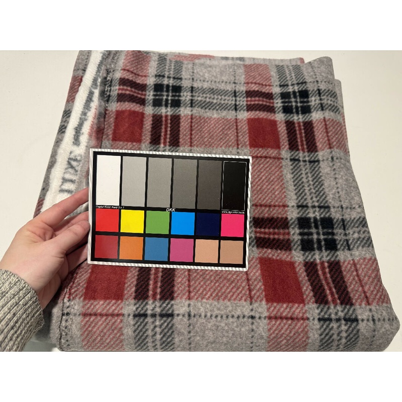 0.9yd plaid fleece