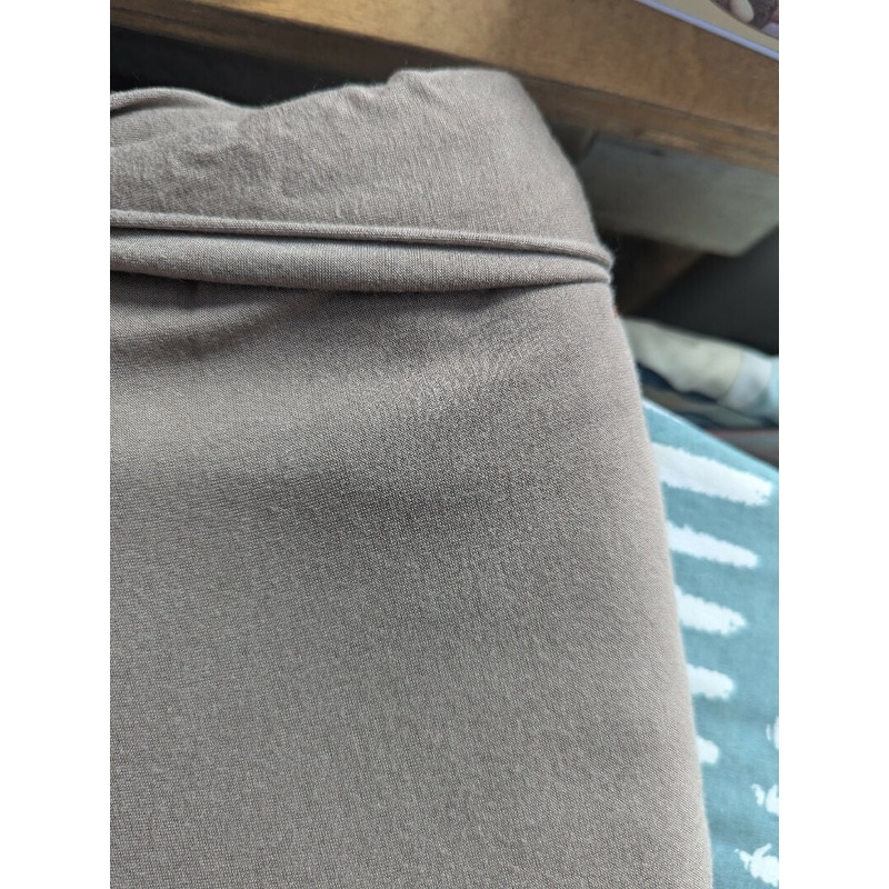 Beige knit - 4 yds