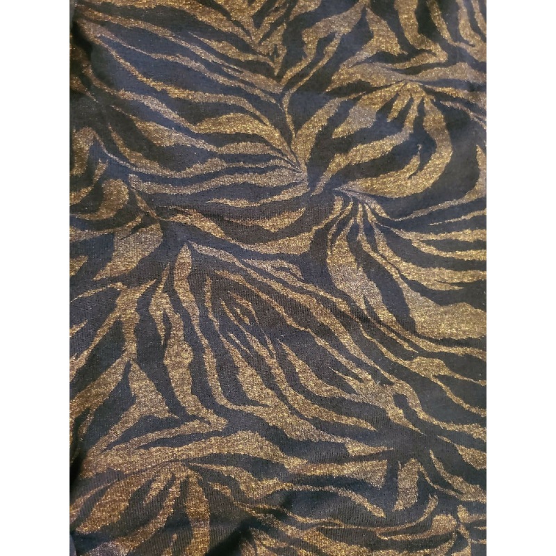 Lack and Gold Zebra Knit Remanent