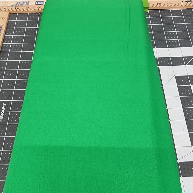 $35 Whole 8 Yard Bolt Solid Kelly Green Sew Classics Solids